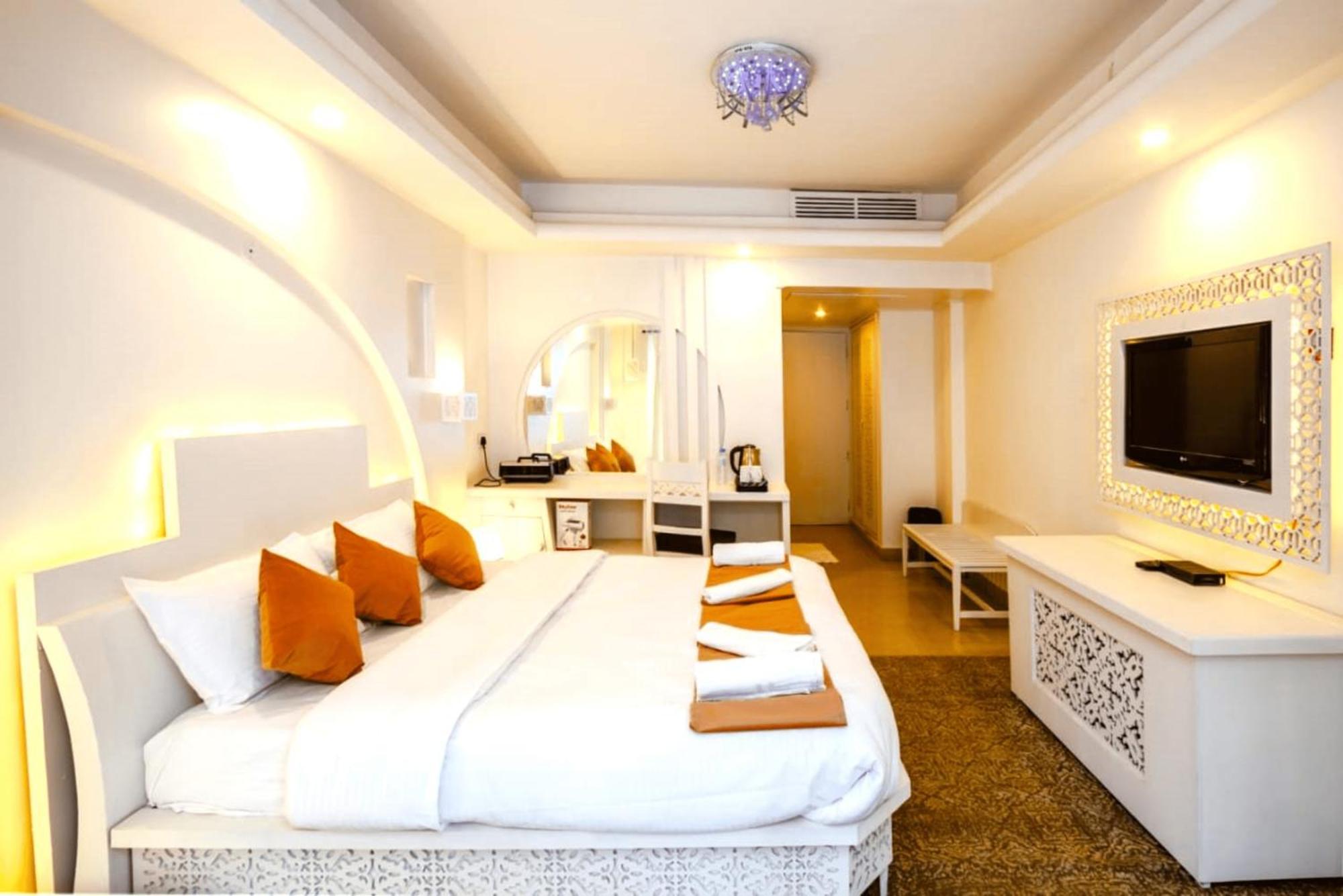 Hotel Snow Princess Manāli Eksteriør bilde